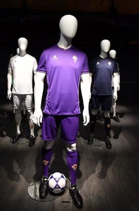 Fiorentina, ecco le nuove maglie