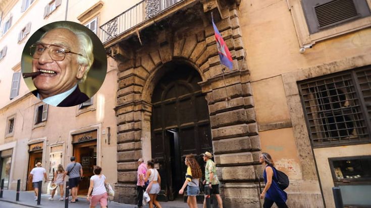 Tutti vogliono ricordare Marco Pannella. La disputa sulla collocazione della targa commemorativa