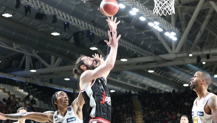 Basket, il pagellone. La Virtus convince nella sua prova d'orchestra: 7.5. Rivedere sul podio Teodosic fa un gran bene a tutti
