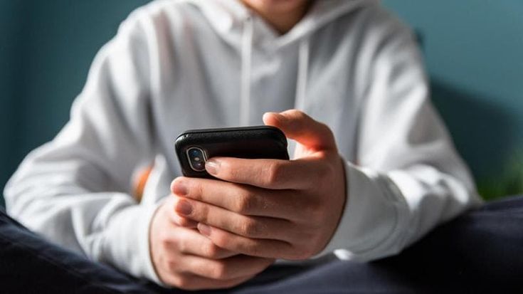 Sextortion, come prevenire le estorsioni online a carattere sessuale e cosa fare per porvi rimedio
