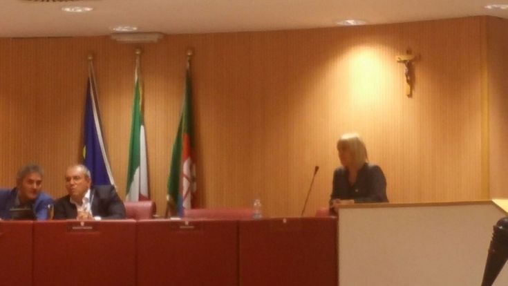 Regione Liguria, in aula appare il crocifisso delle polemiche