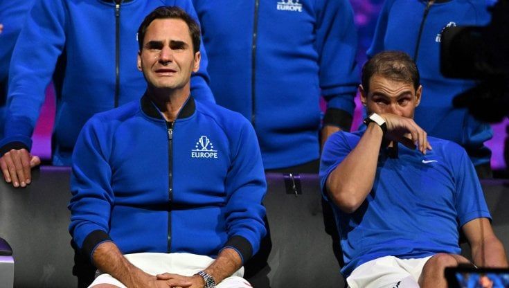 Federer lascia con una sconfitta: battuto in doppio con Nadal alla Laver Cup. E alla fine le lacrime dei campioni