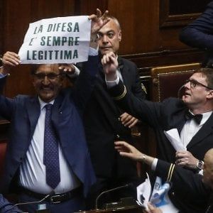 Ladri in casa la notte, ok della Camera alla nuova legge che amplia la legittima difesa