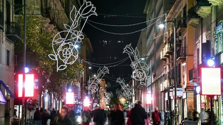 Natale “diffuso” a Palermo: eventi e luminarie tra zone rosse e borgate