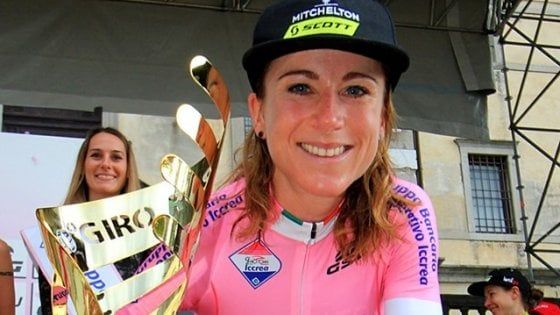 Ciclismo, Giro d’Italia donne: Van Vleuten regina. L'ultima a Vos