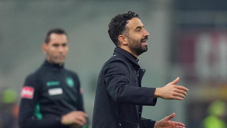 Milan, Amorim: “Vincere subito è difficile, serve tempo. Non invidio Chivu, sono nel posto giusto”