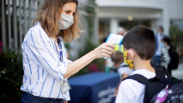 Rientro a scuola in Piemonte, conto alla rovescia per 300mila alunni: ecco le regole 