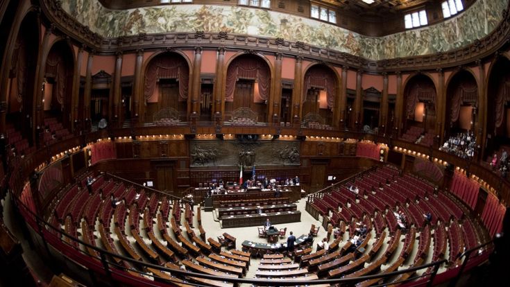 Se il Covid ci mette la coda: quei voti in Parlamento che ora rischiano di saltare