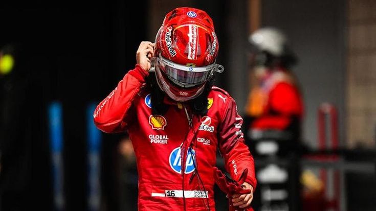 Ferrari disastro a Las Vegas, Hamilton ultimo. Leclerc: “Imbarazzante. La macchina non va sul bagnato”