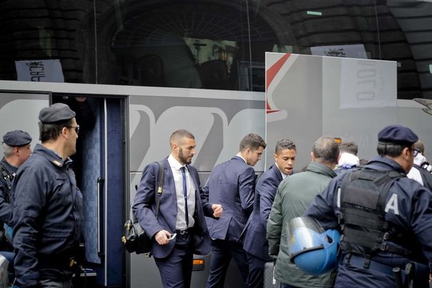 Real Madrid, il bus arriva in via Carbonara