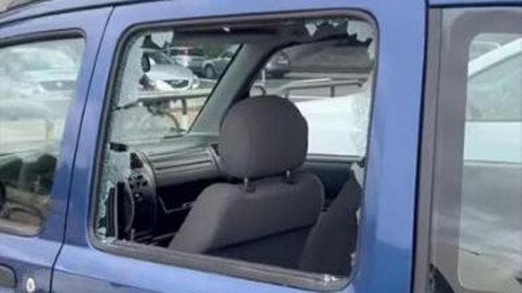 Spaccate in città, ancora denunce. La marcia di protesta