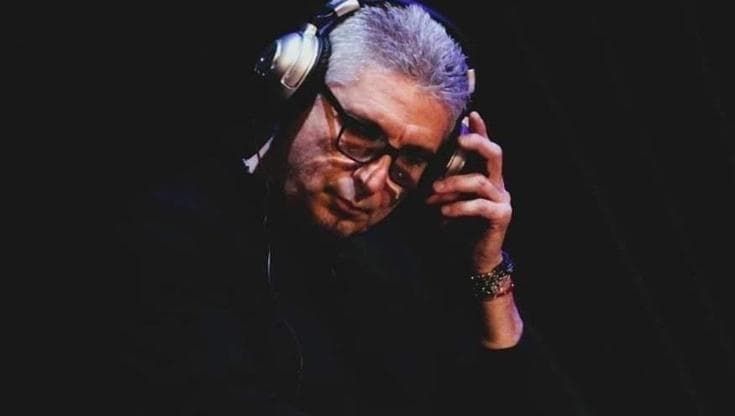 Ciccio Marinelli, dj e pediatra: “Di giorno curo i bambini e di notte faccio ballare i genitori”