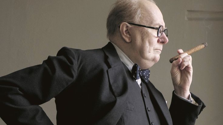 'L’ora più buia', o l'arte di vincere la guerra con le parole