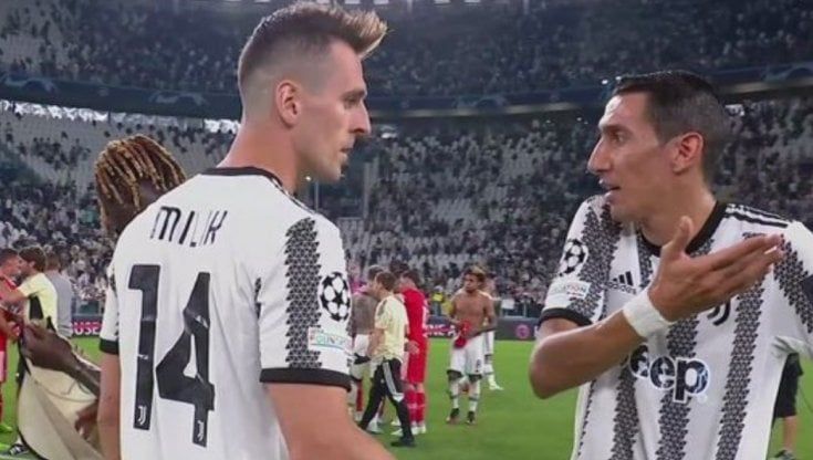 Juve-Benfica, Di Maria chiede a Milik: "Perché ti ha sostituito?"