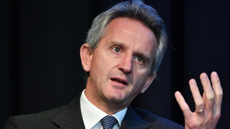 Mediobanca parte la caccia ai voti per il nuovo Cda