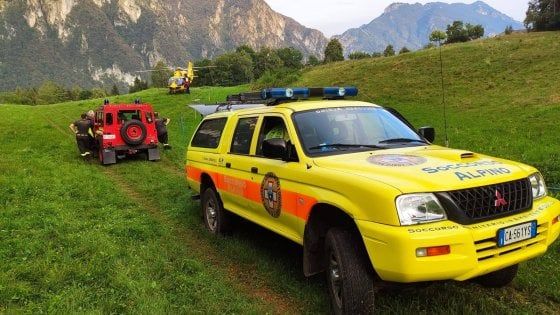 In bici in montagna per un'escursione cade in un dirupo: morto un 16enne nel Bergamasco