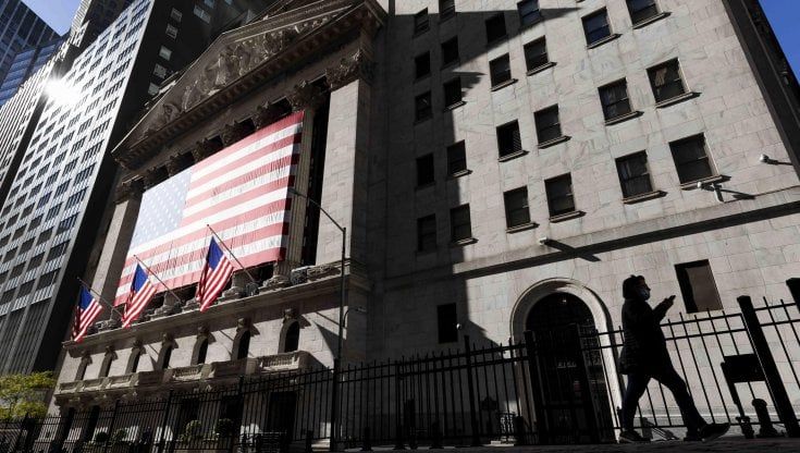 La settimana pazza di Wall Street: dopo il tracollo, la corsa verso nuove vette. Trimestrali positive e piccoli trader dietro la riscossa