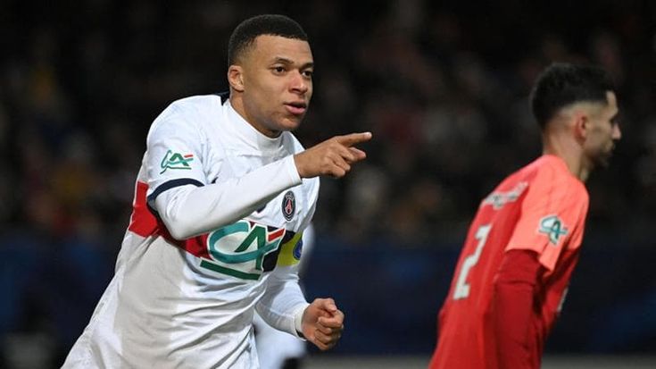 Al-Khelaifi: "Con Mbappé accordo di massima, ma ora lasciatelo in pace"