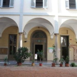 Pavia, la caldaia del liceo è rotta da Natale: 700 studenti a casa