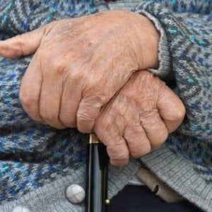 Torino, muore in casa a 88 anni: trovato diversi giorni dopo
