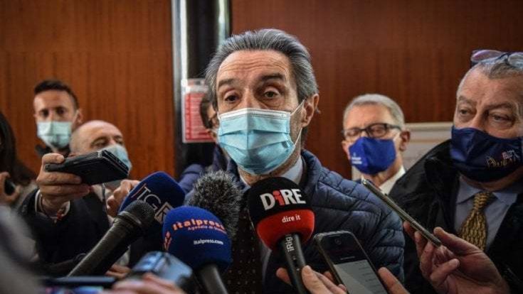 Pasticcio Lombardia, in rosso per un errore: “Ora Fontana si dimetta”