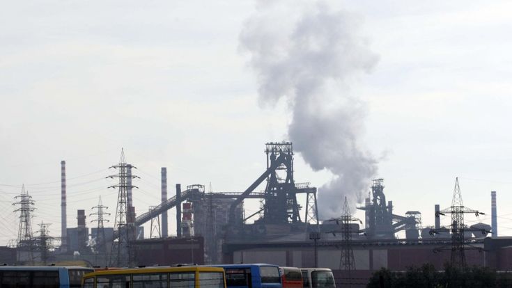 Ilva, la produzione è ripartita. Ma resta il nodo esuberi