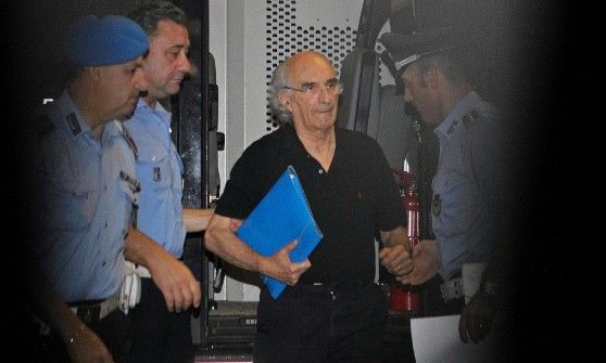 Dieci ore di interrogatorio ma Berneschi non collabora "Deve restare in carcere"