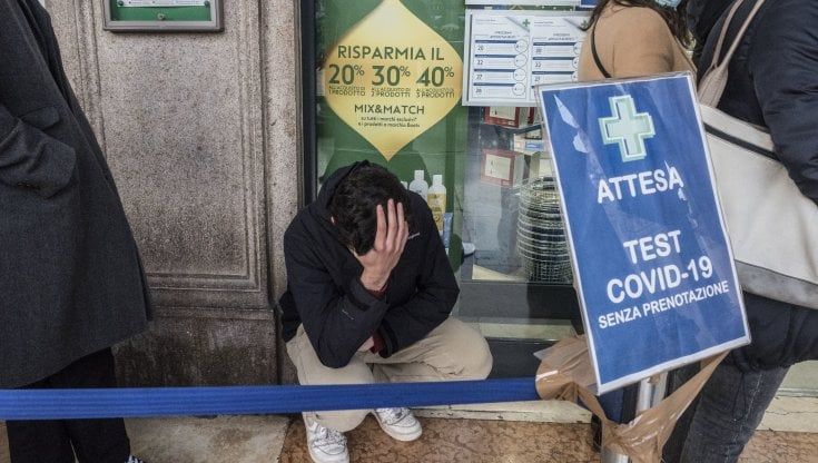 Covid, terza dose anche per i giovani di 16-17 anni e per i fragili tra i 12 e i 15