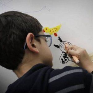 Autismo, mancano i servizi di base per l'obiettivo della diagnosi precoce