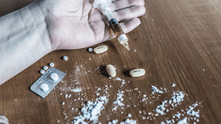 Fentanyl, così la droga degli zombie ha invaso anche l’Italia