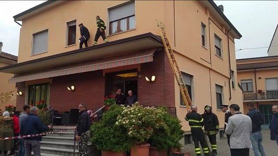 Piacenza: donna trovata sgozzata in casa, è giallo