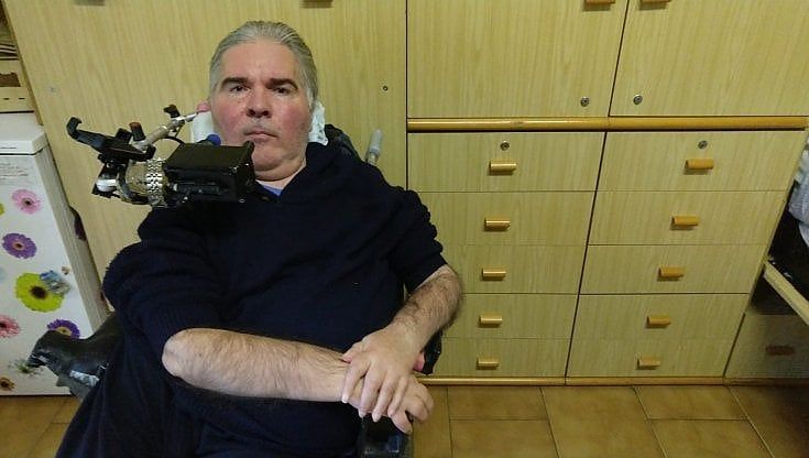 Coronavirus, la denuncia: "Noi disabili 'gravissimi' dimenticati dalla Lombardia, vaccinati dopo furbetti e impiegati amministrativi" 