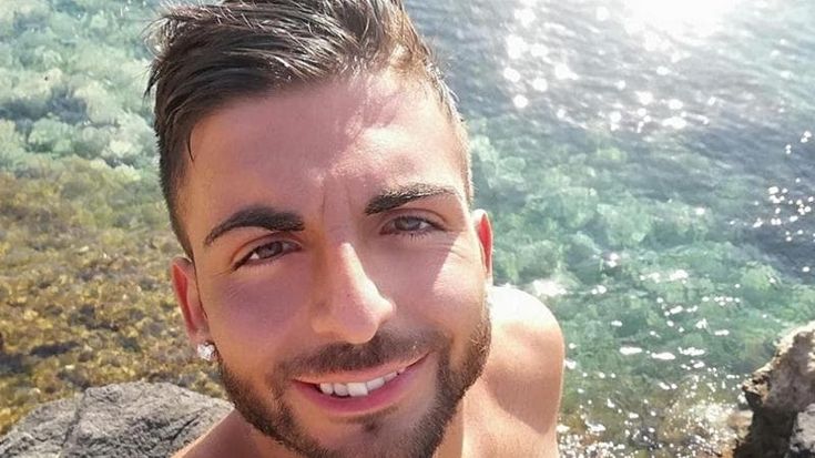 Antonio, schiacciato dall’ascensore nel Catanese: pallamano e feste, le passioni di un giovane operaio