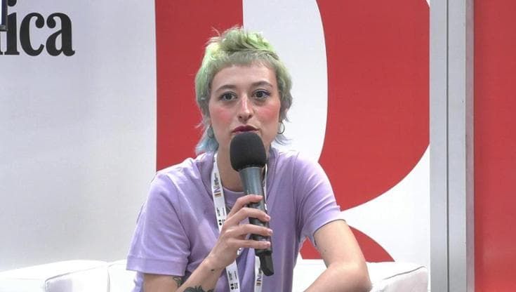 Arena Robinson, Zuzu: “Non penso che il mio genere mi definisca, siamo tutti umani”