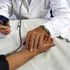 Svizzera senza medici di base: i “camici” arrivano dall’Italia attirati dagli stipendi d’oro