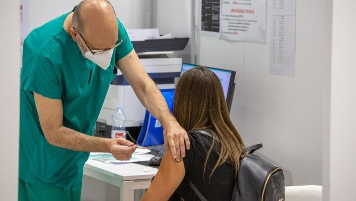 I medici di famiglia: "Non vogliamo diventare dipendenti statali: meglio restare convenzionati e lavorare in team"