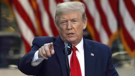 Coronavirus, Trump: "Penso che le scuole riapriranno, anche se per poco"