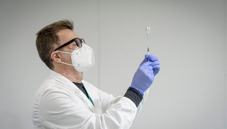 Covid, in Campania la variante inglese è passata dal 7 al 20 per cento in due settimane
