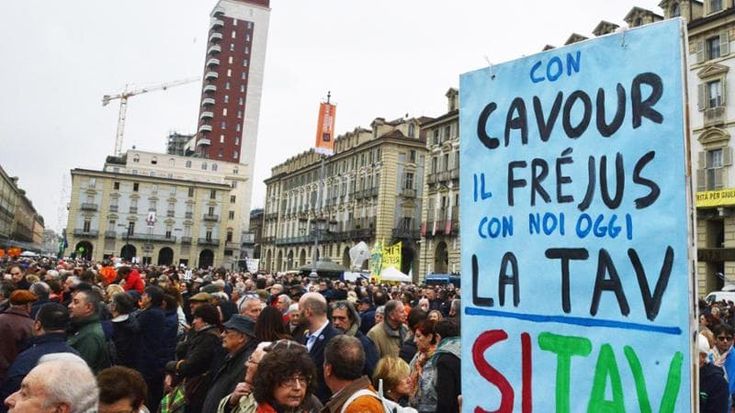 Guerriglia per la Torino-Lione: il fronte del Sì prepara la piazza