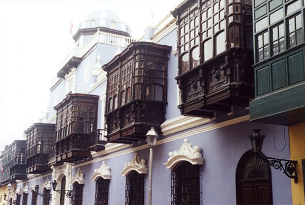 Lima, la città e i suoi taxi