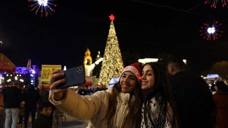 A Betlemme sono tornate le luci del Natale