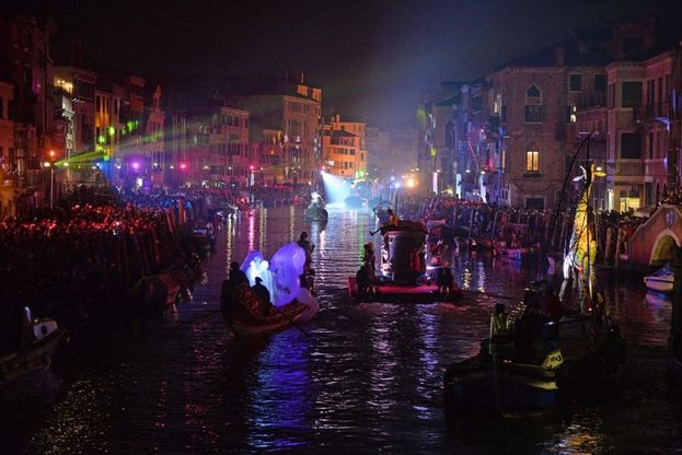 Venezia, il 'Circo' felliniano a Cannaregio apre le danze del Carnevale 2018