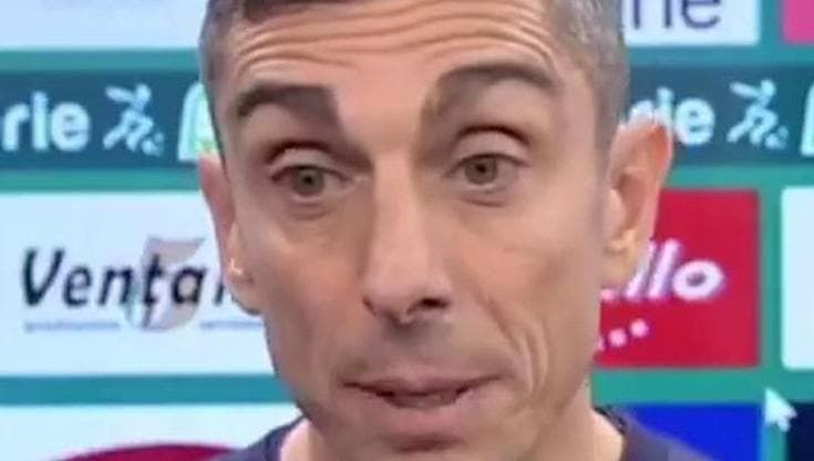 Il tecnico del Bari Longo accusa Vazquez della Cremonese: "Da lui offesa razzista al nostro Dorval"
