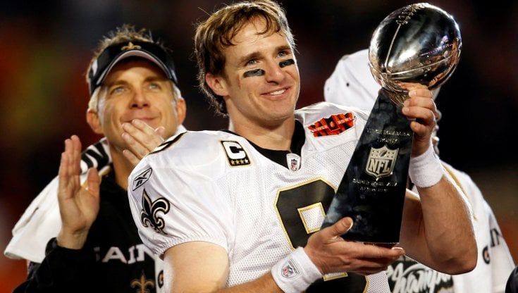 Nfl, si ritira il grande quarterback Brees e i suoi figli fanno festa: "Starà più tempo con noi"