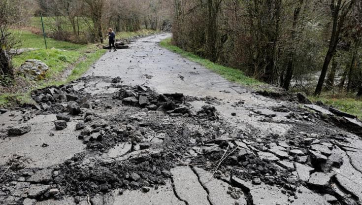 Strade, la rabbia dei sindaci emiliani: “Così Salvini taglia 66 milioni”