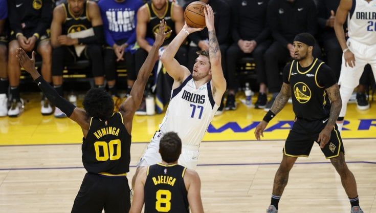  Nba: cadono Phoenix e Golden State, Harden ed Embiid trascinano Philadelphia
