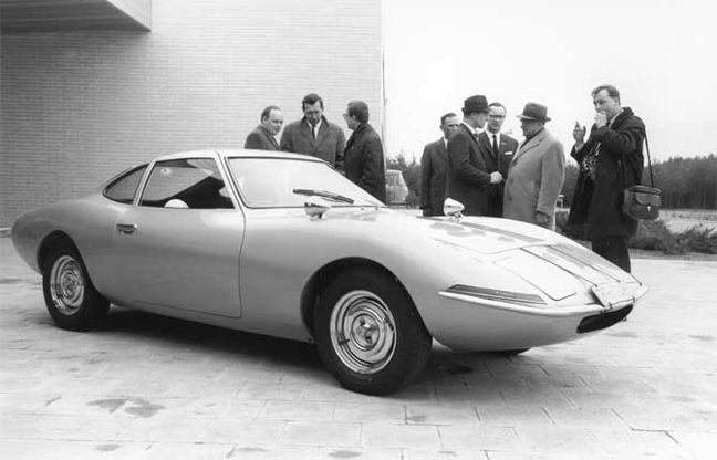 Opel, viaggio nelle concept car: dalla Experimental GT alla GT X Experimental