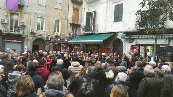 Pignasecca, i cittadini in piazza contro le "stese" di camorra