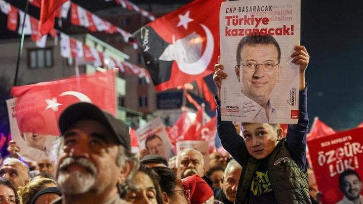 La tragica farsa contro il nemico del Sultano
