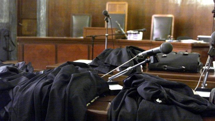 Brindisi, associazione a delinquere sulle vendite fallimentari: un giudice tra i sei arrestati. Altri due indagati